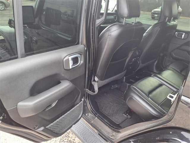 2021 Jeep Wrangler Unlimited Sahara Altitude