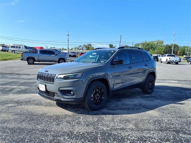 2023 Jeep Cherokee Altitude Lux