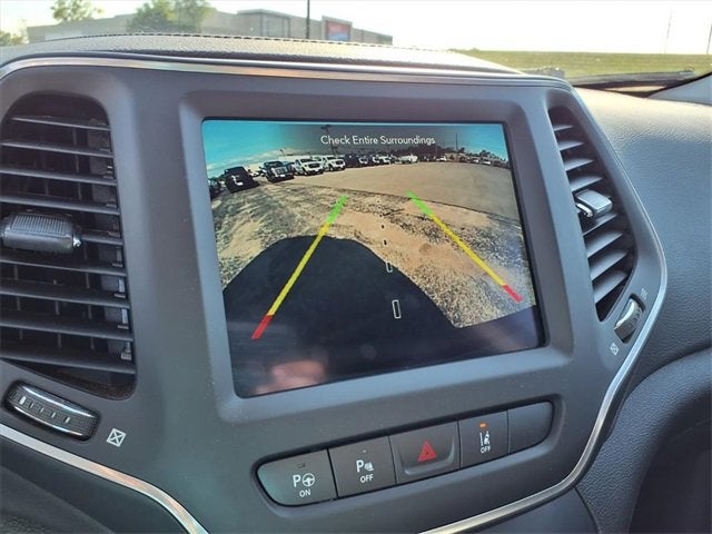 2023 Jeep Cherokee Altitude Lux