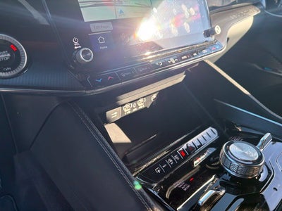 2024 Jeep Grand Wagoneer Series II Obsidian