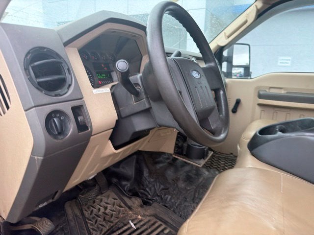 2008 Ford Super Duty F-350 SRW XL