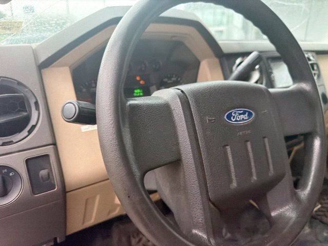 2008 Ford Super Duty F-350 SRW XL