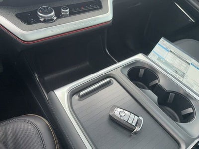 2025 Ford Expedition Tremor