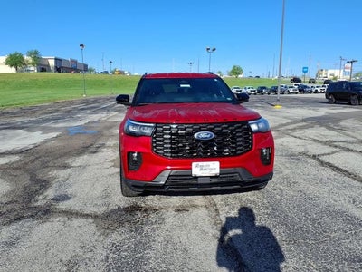 2025 Ford Explorer ST-Line