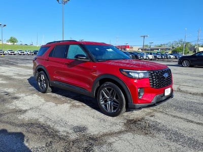 2025 Ford Explorer ST-Line