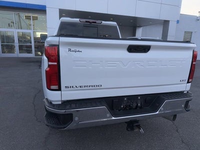 2025 Chevrolet Silverado 3500 HD LTZ