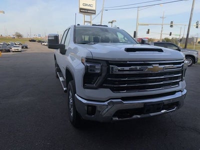 2025 Chevrolet Silverado 3500 HD LTZ