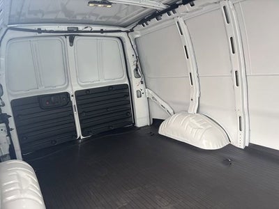 2025 Chevrolet Express Cargo WT