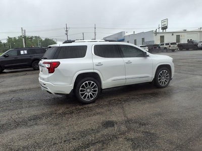2022 GMC Acadia Denali