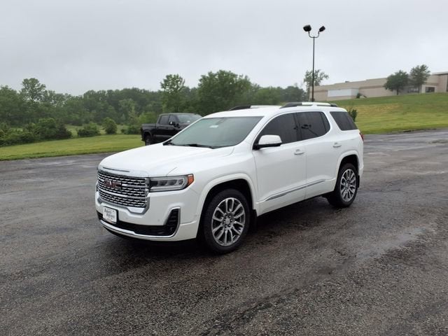2022 GMC Acadia Denali