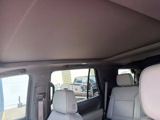 2024 GMC Yukon SLT