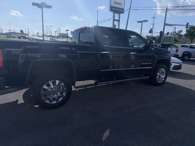 2017 GMC Sierra 2500 HD Denali