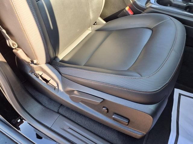 2022 GMC Canyon AT4 - Leather