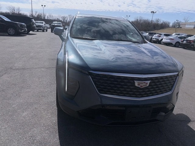 2025 Cadillac XT4 Premium Luxury