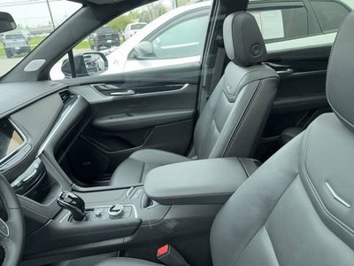 2025 Cadillac XT5 Premium Luxury