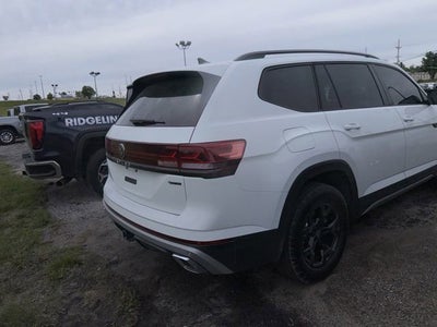 2025 Volkswagen Atlas 2.0T Peak Edition