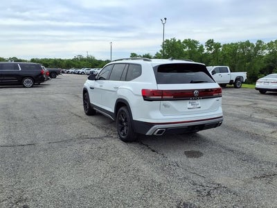 2025 Volkswagen Atlas 2.0T Peak Edition