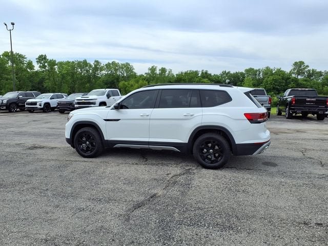 2025 Volkswagen Atlas 2.0T Peak Edition