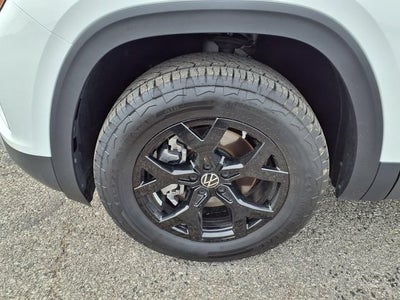 2025 Volkswagen Atlas 2.0T Peak Edition