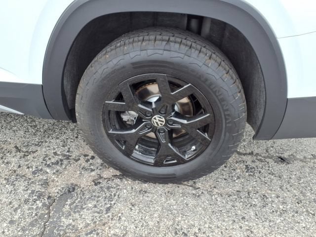 2025 Volkswagen Atlas 2.0T Peak Edition