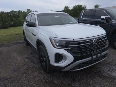 2025 Volkswagen Atlas 2.0T Peak Edition