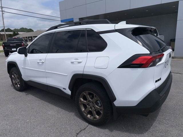 2023 Toyota RAV4 Hybrid XLE