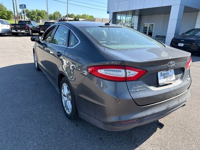 2016 Ford Fusion SE