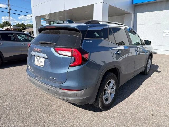2024 GMC Terrain SLE