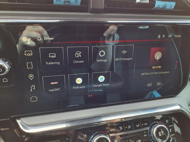 2023 GMC Sierra 1500 AT4X