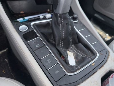 2022 Volkswagen Jetta SE