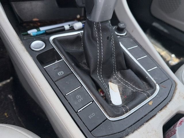 2022 Volkswagen Jetta SE