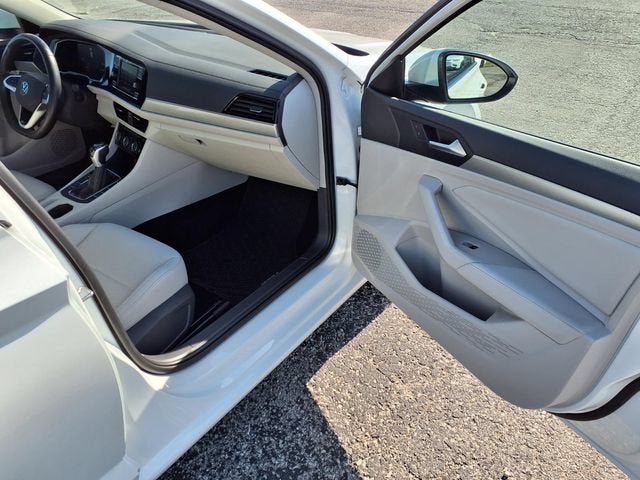 2022 Volkswagen Jetta SE