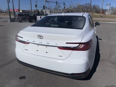 2025 Toyota Camry LE