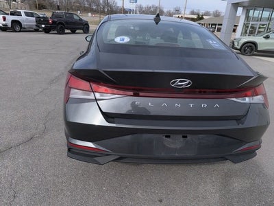2022 Hyundai Elantra SEL