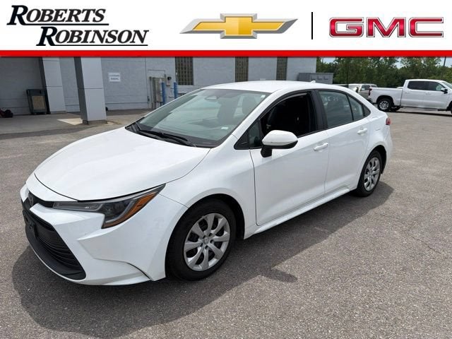 2024 Toyota Corolla LE CVT's photo