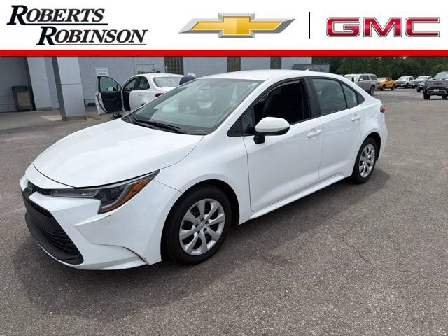 2024 Toyota Corolla LE CVT's photo