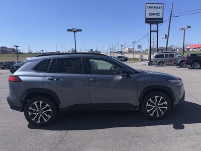 2025 Toyota Corolla Cross XLE