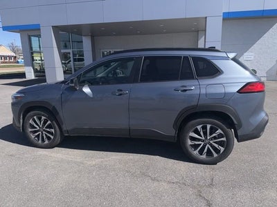 2025 Toyota Corolla Cross XLE