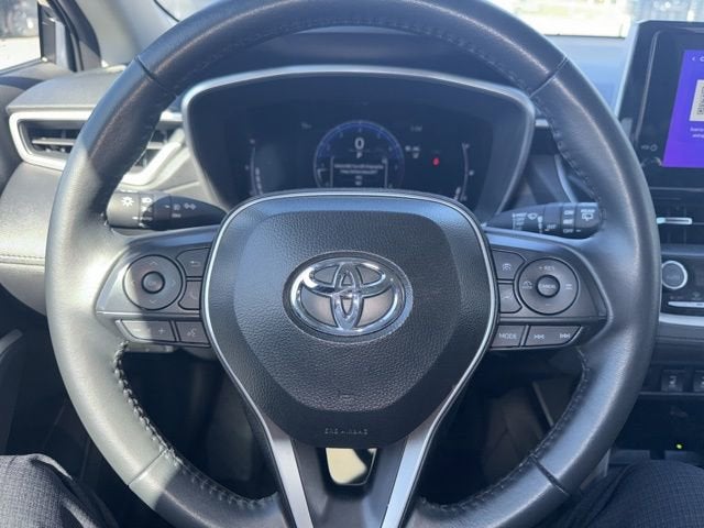 2025 Toyota Corolla Cross XLE