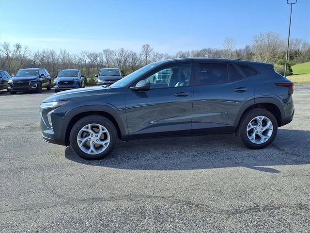 2025 Chevrolet Trax LS