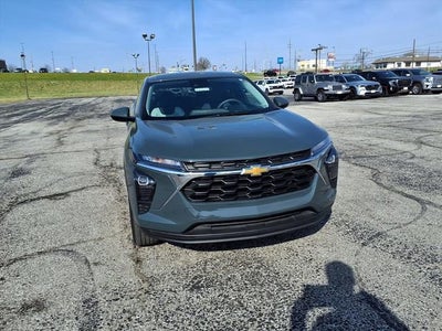 2025 Chevrolet Trax LS