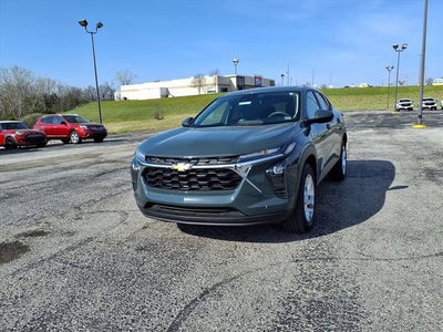 2025 Chevrolet Trax LS