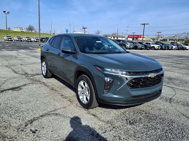 2025 Chevrolet Trax LS