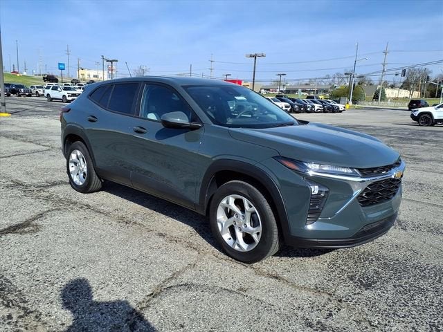 2025 Chevrolet Trax LS