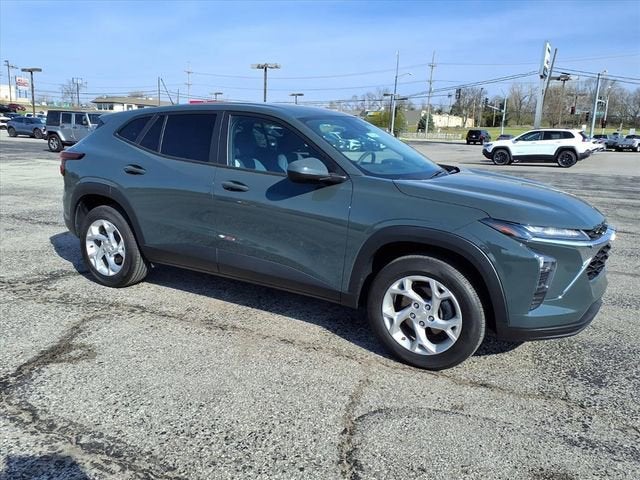 2025 Chevrolet Trax LS