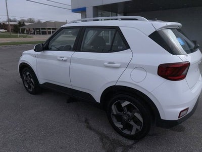 2025 Hyundai Venue SEL