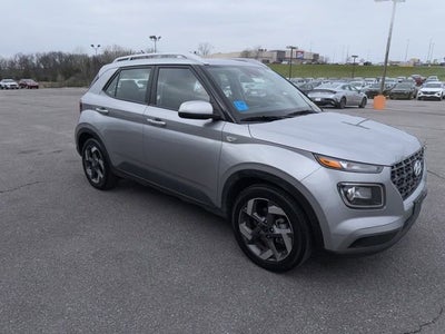 2025 Hyundai Venue SEL