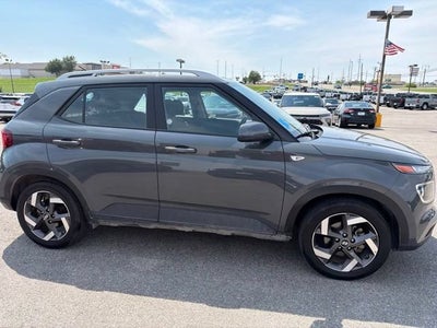 2025 Hyundai Venue SEL
