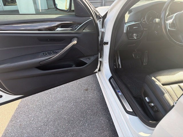 2018 BMW 5 Series 540i xDrive