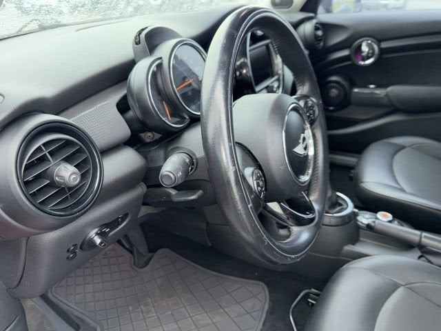 2015 MINI Cooper Hardtop 4 Door Base